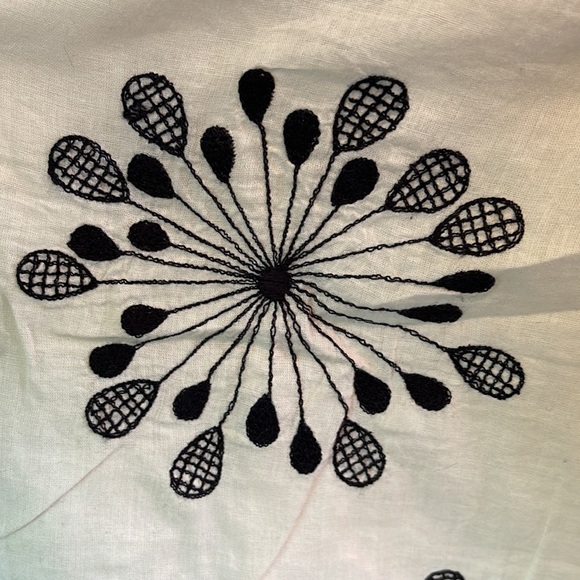 French Connection Cream and Black Embroidered Skirt - Picture 3 of 5